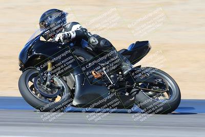 media/Feb-03-2024-SoCal Trackdays (Sat) [[767c60a41c]]/1-Turns 9 and 10 (940am)/